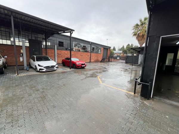 1 052  m² Industrial space