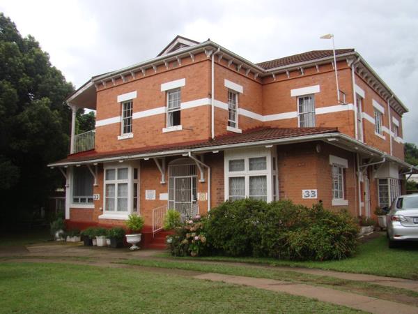 332 m² Commercial space