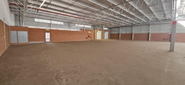 2 200  m² Industrial space