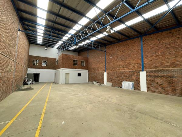 585  m² Industrial space