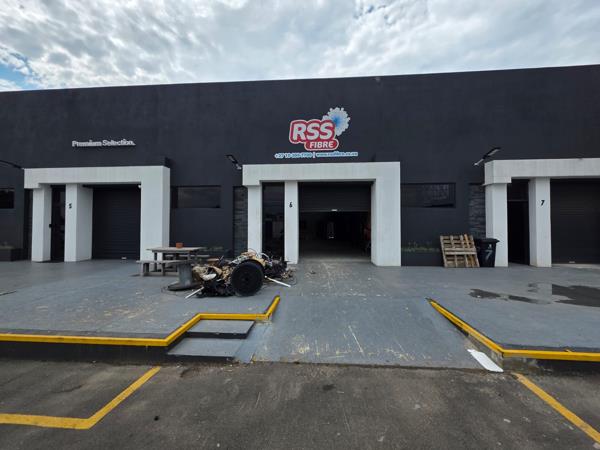 210  m² Industrial space