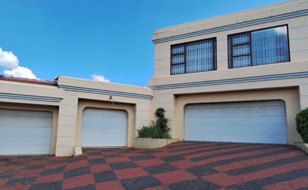 7 Bedroom House