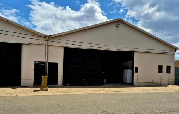 376  m² Industrial space