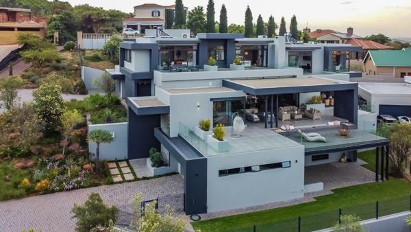 5 Bedroom House