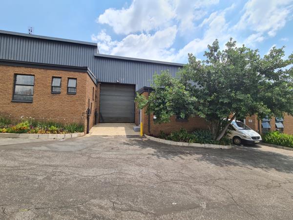 236  m² Commercial space