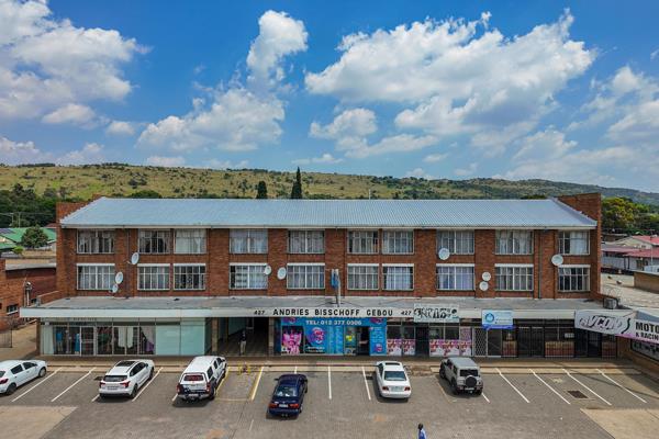 2 450  m² Commercial space