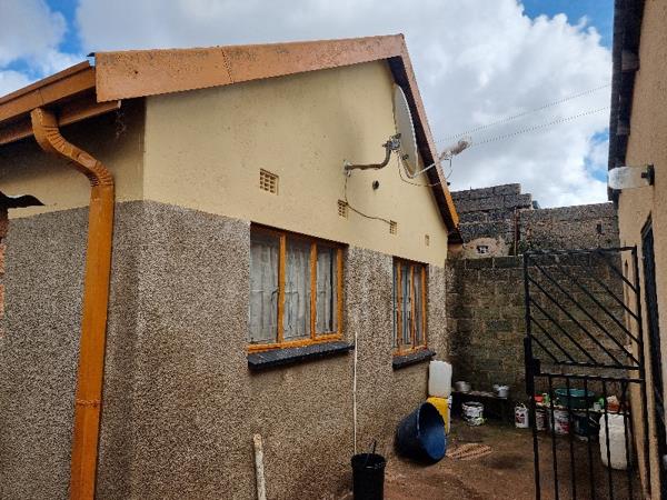 6 Bedroom House