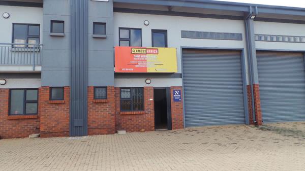 118  m² Commercial space