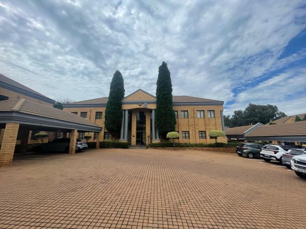 130  m² Commercial space