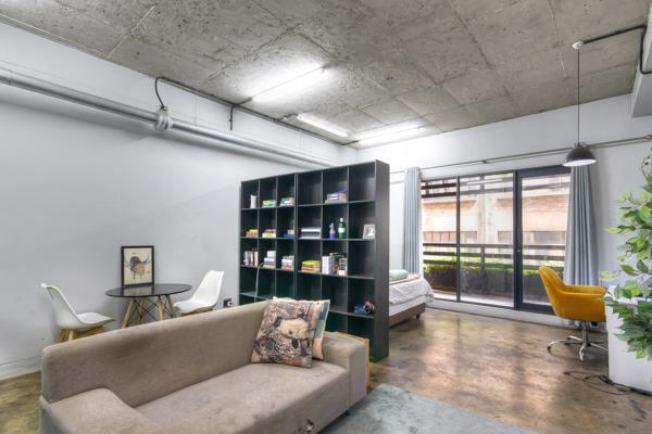 Studio Apartment