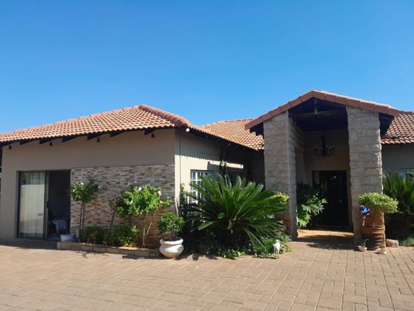 1 Bedroom House