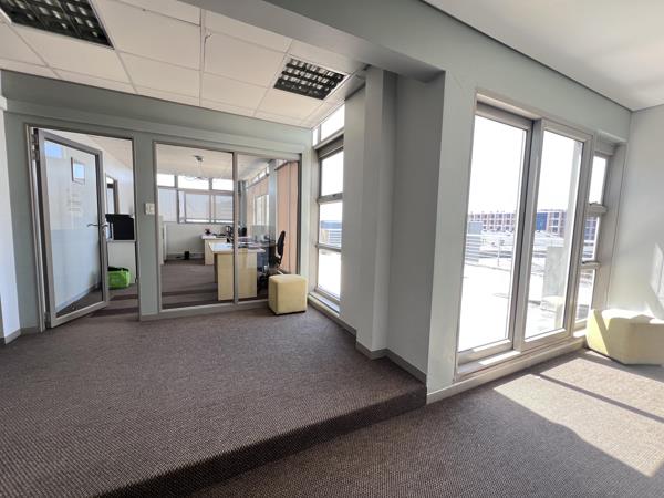 450  m² Commercial space