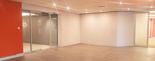 387 m² Office Space