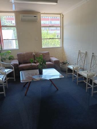 164  m² Industrial space