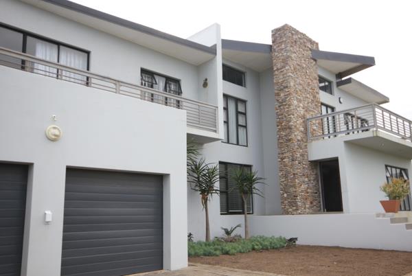 6 Bedroom House