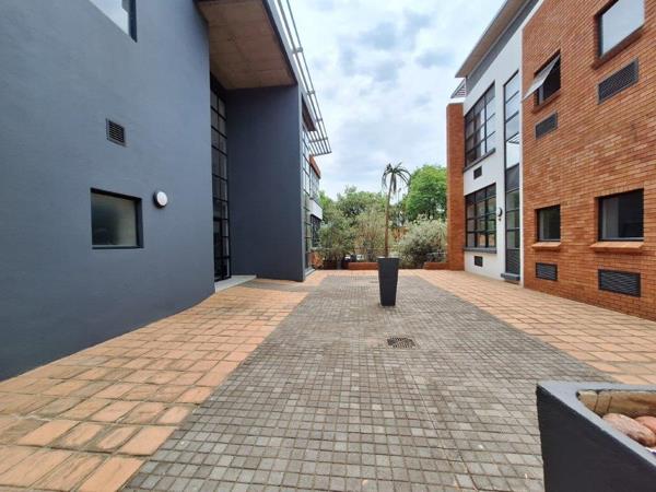 254 m² Office Space