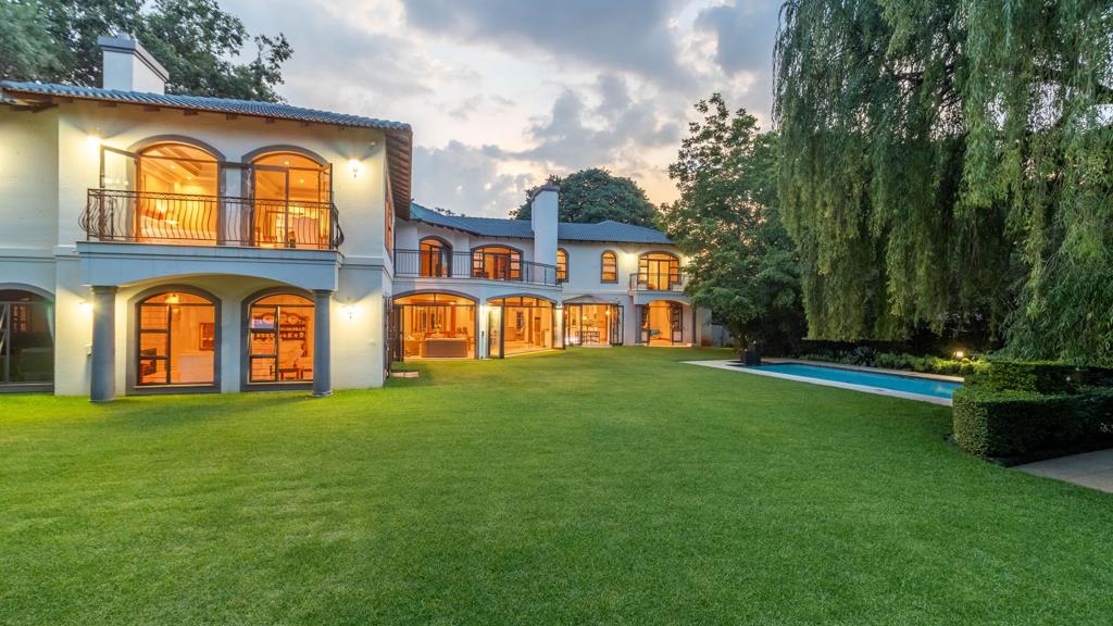 5 Bedroom House