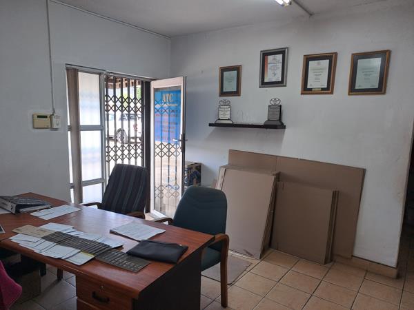 360  m² Industrial space