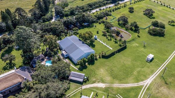 2 600  m² Commercial space