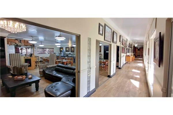 3 400  m² Commercial space