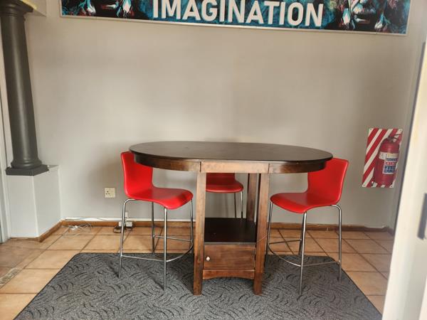 650  m² Office Space