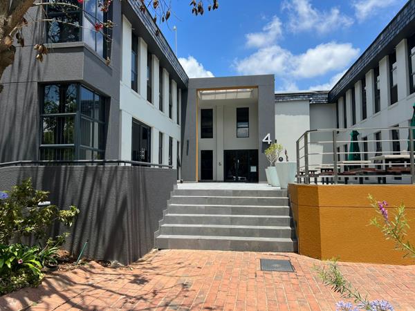 15.9 m² Commercial space