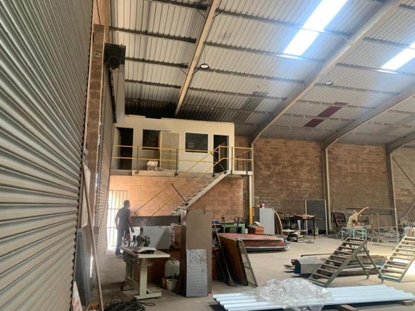 750  m² Industrial space