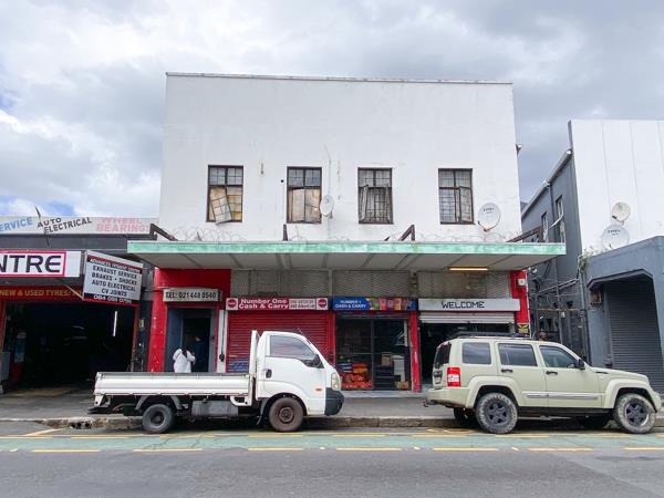 660  m² Commercial space