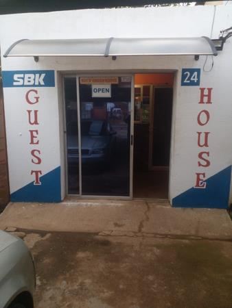 14 Bedroom, Bed and Breakfast