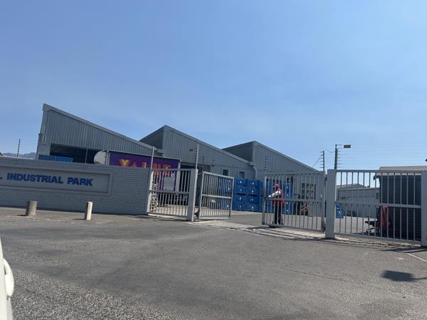 350 m² Industrial space