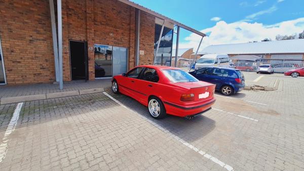 150 m² Commercial space