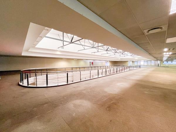 16 005  m² Office Space