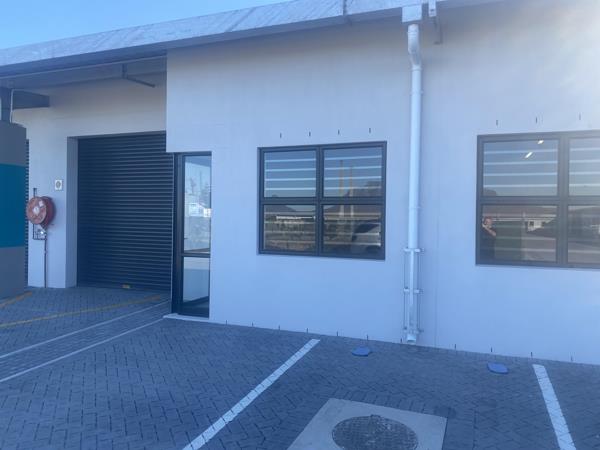 115  m² Industrial space