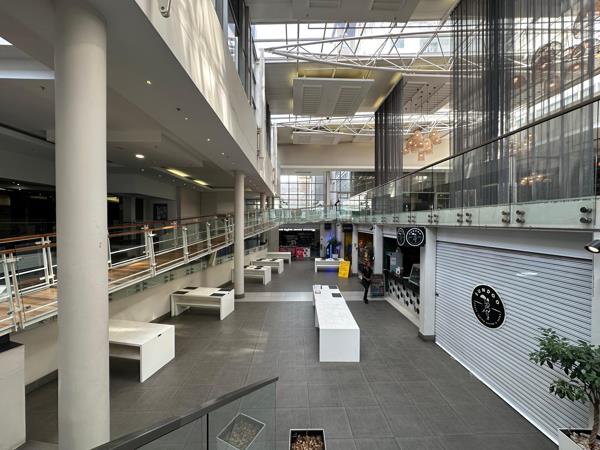 343 m² Commercial space