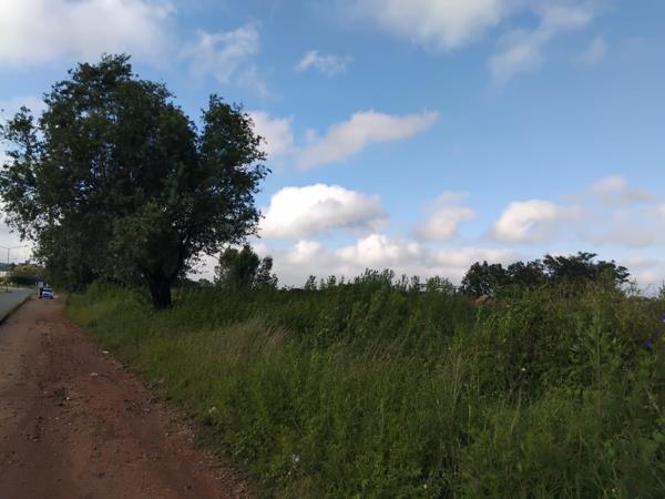 5 000 m² Land