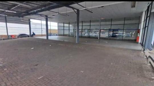 900 m² Commercial space