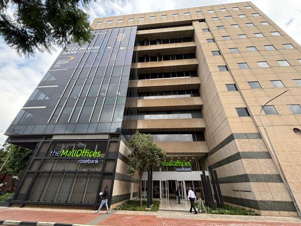 1 061 m² Commercial space