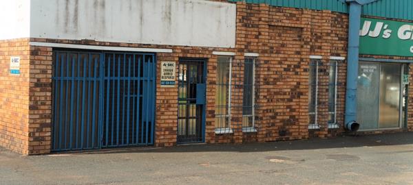 161  m² Commercial space