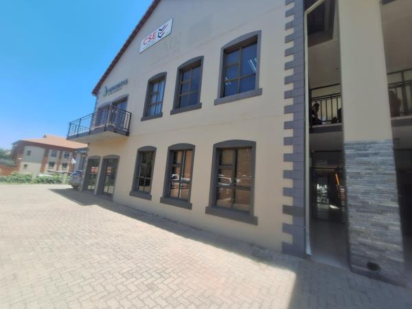 101  m² Commercial space