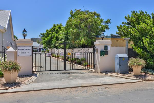 220 m² Land