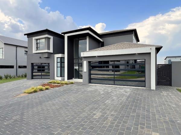 5 Bedroom House