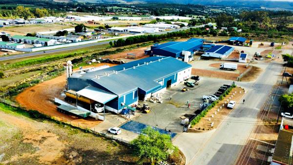 1 785  m² Commercial space