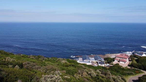 680 m² Land