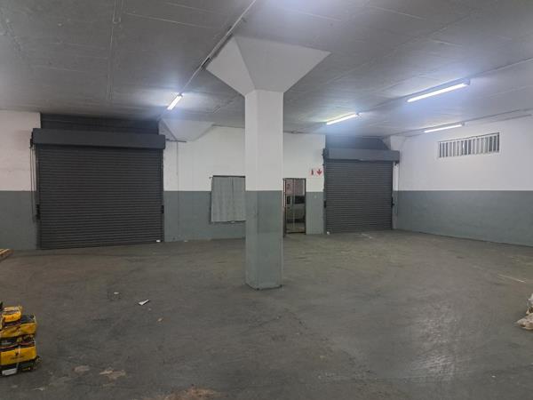 350 m² Commercial space