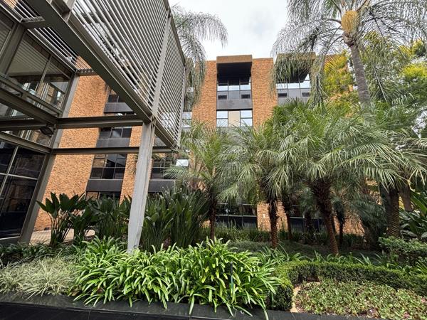 332 m² Commercial space