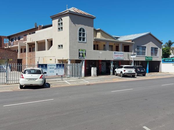 1 070  m² Commercial space