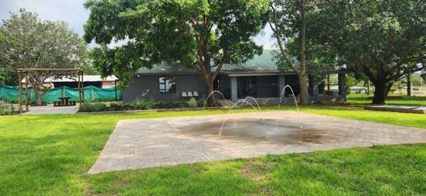 100 m² Commercial space