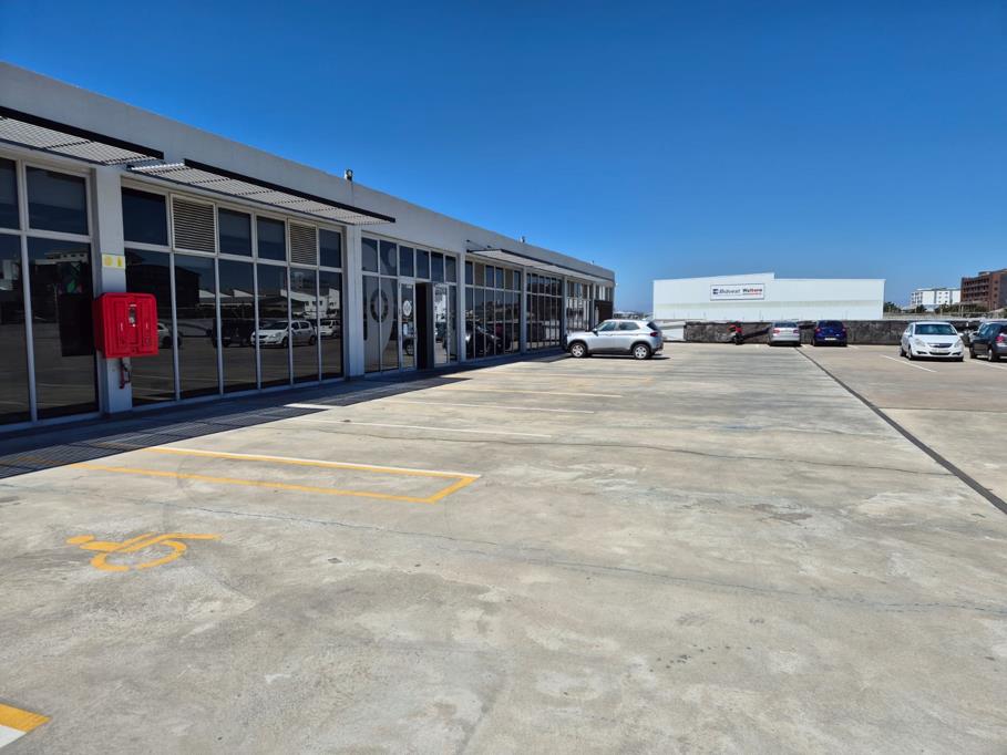 2 246 m² Commercial space