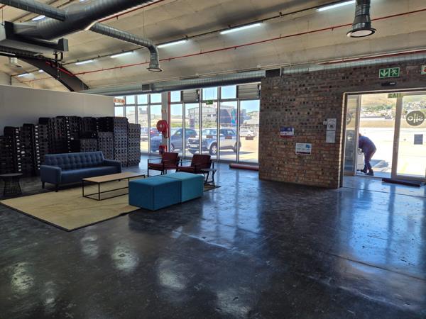 2 246 m² Commercial space