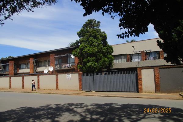 2 331  m² Commercial space